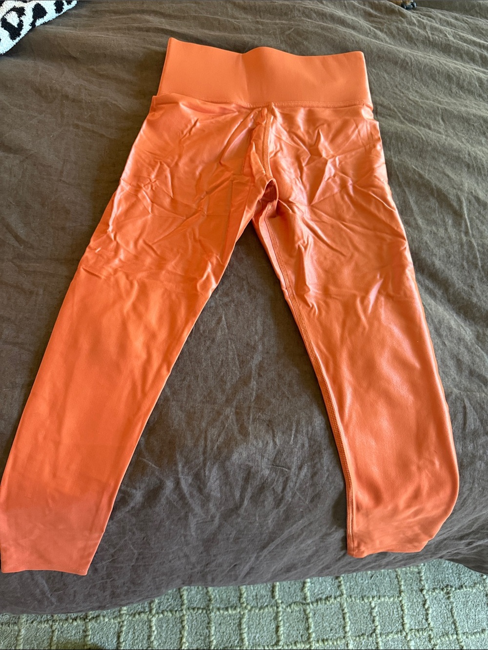 Carbon38 women’s size medium- corral High-Waist Active Leggings.